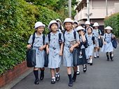 川村小学校